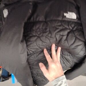 Women's North face down/ puffer jacket